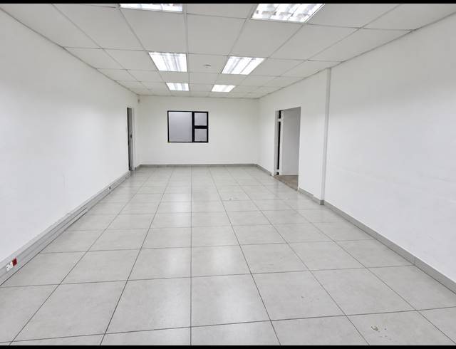 991M² WAREHOUSE TO LET IN ARCADIA